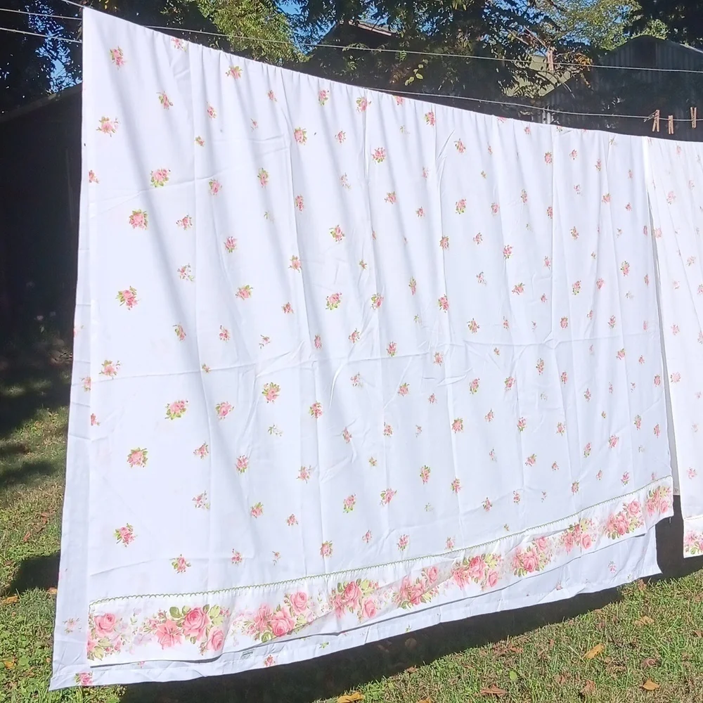 2 vintage pink green Springmaid in USA double flat sheets